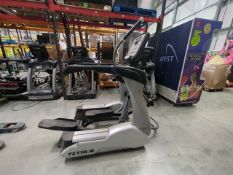 *NO RESERVE* True Fitness Cross Trainer XC900