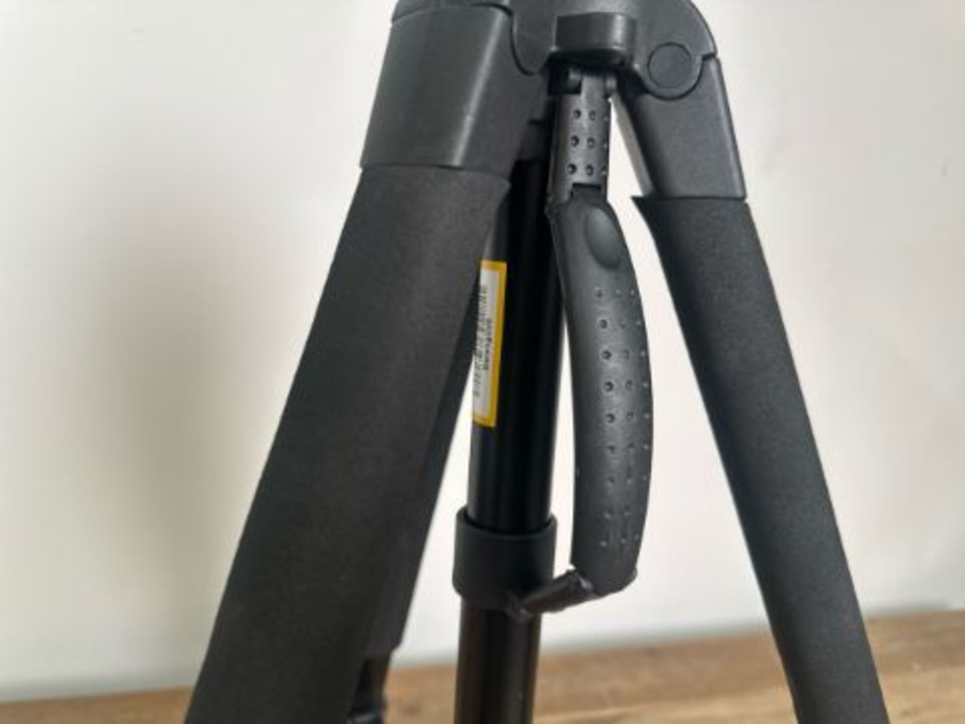 SUNPAK Ultra 7000TM Tripod - Image 4 of 5