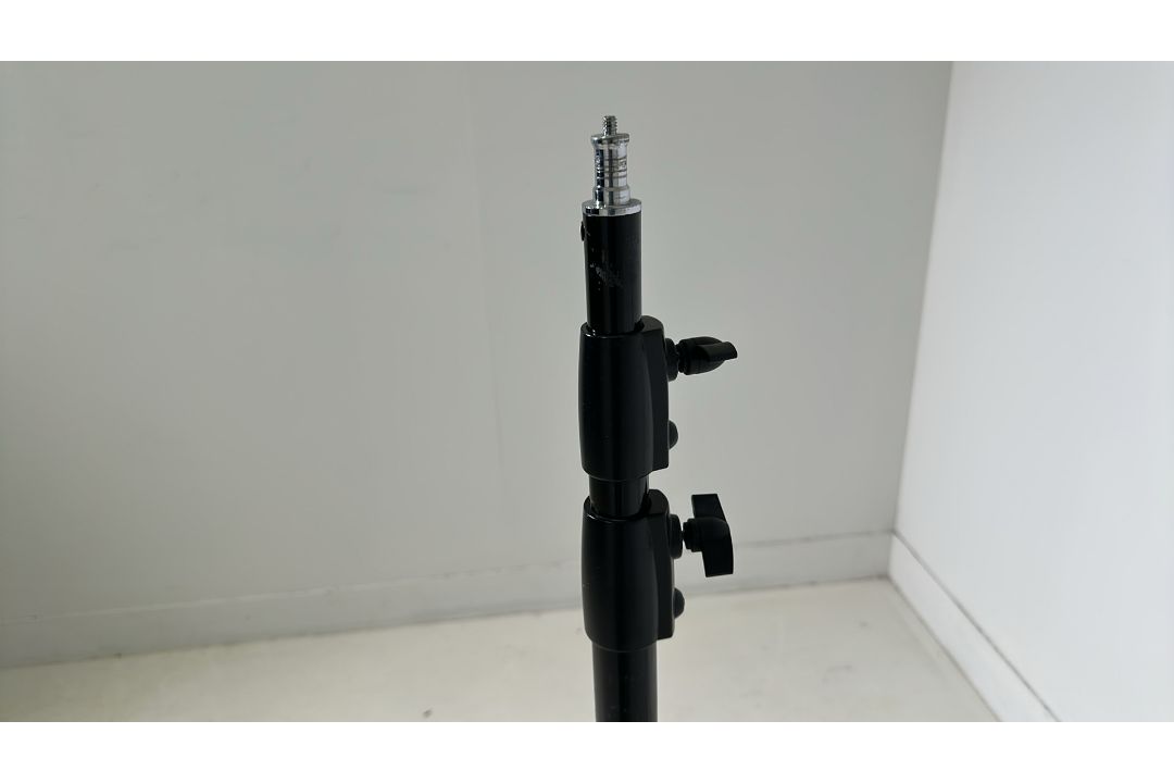 Neewer Light Stand - Image 4 of 8