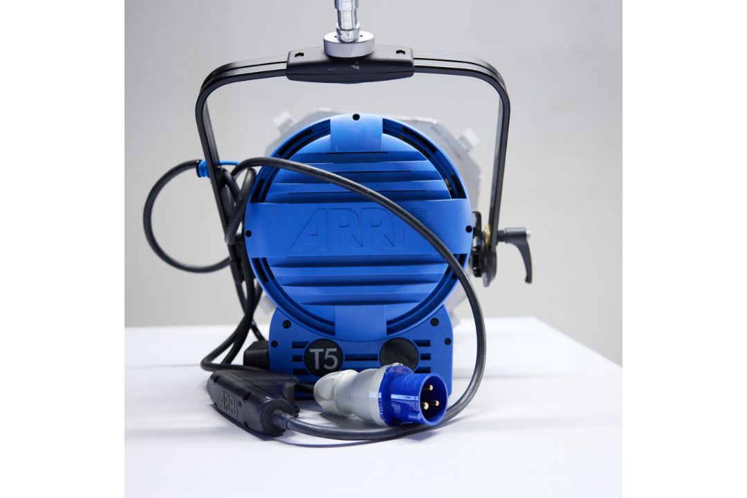 Arri T5 Tungsten Light - Image 2 of 3