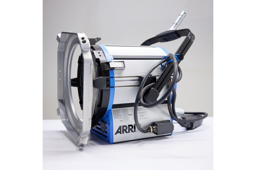 Arri T5 Tungsten Light - Image 1 of 3