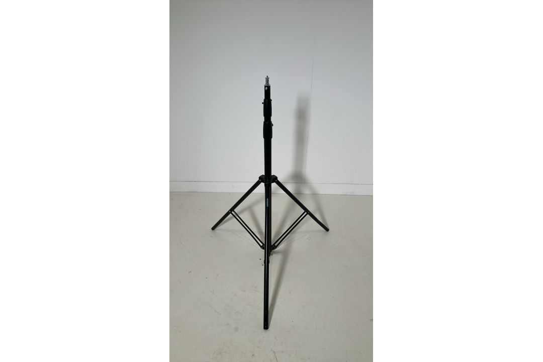 Neewer Light Stand - Image 2 of 8