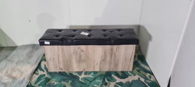 Retail Bench Seat