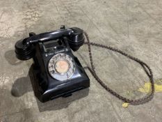 Black Turn Dial Phone