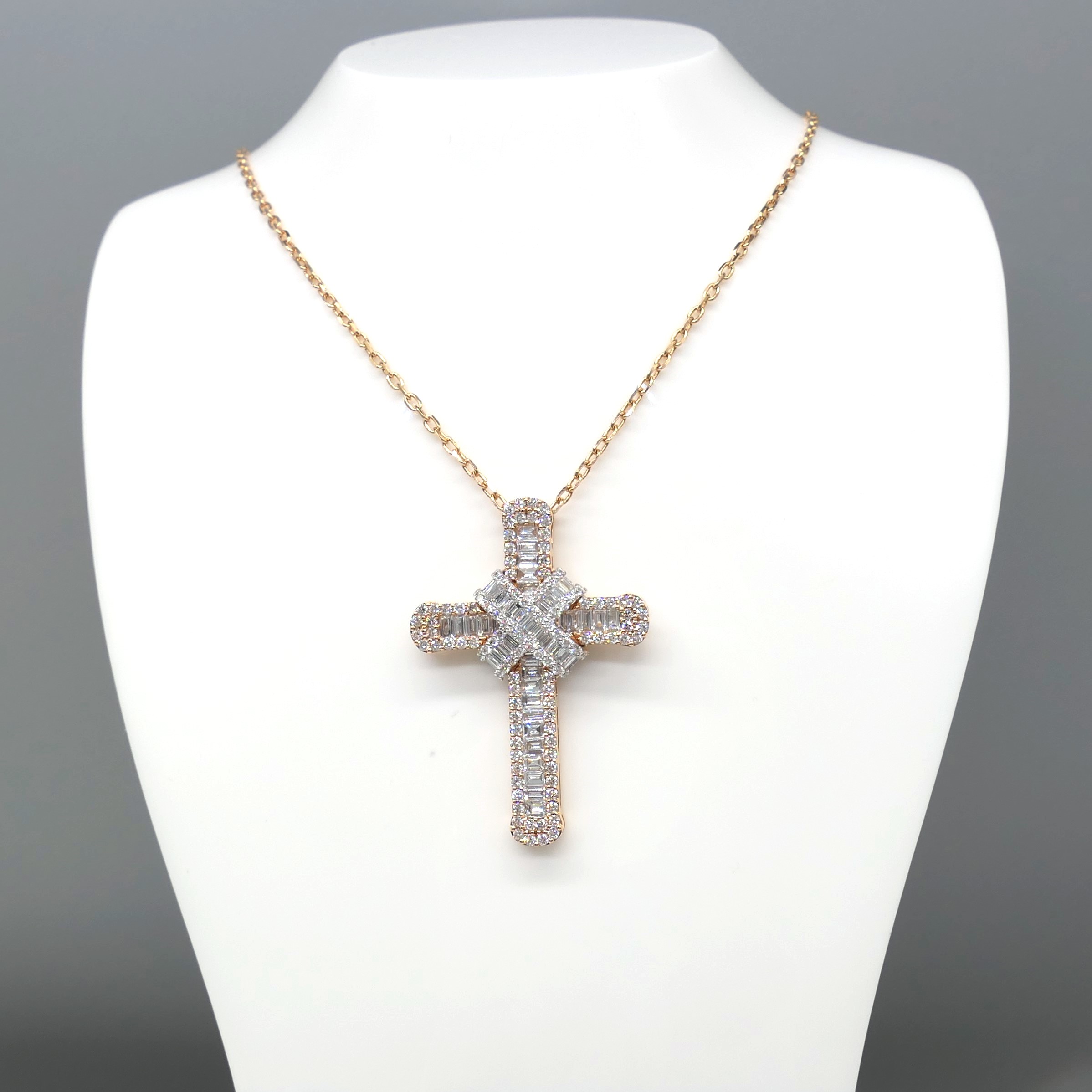 18ct Rose Gold Cross Set With Diamonds Totalling 1.51 Carats- With Chain & Box - Image 7 of 8