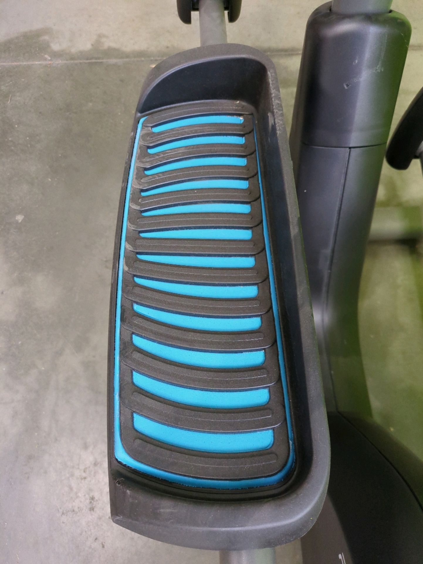 Proform Sport E5.0 Cross Trainer - Image 4 of 6