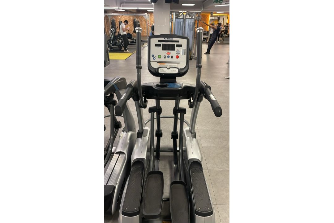 True Fitness Cross Trainer 400 - Image 5 of 8
