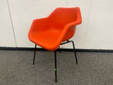 Plastic Tub Chair x5