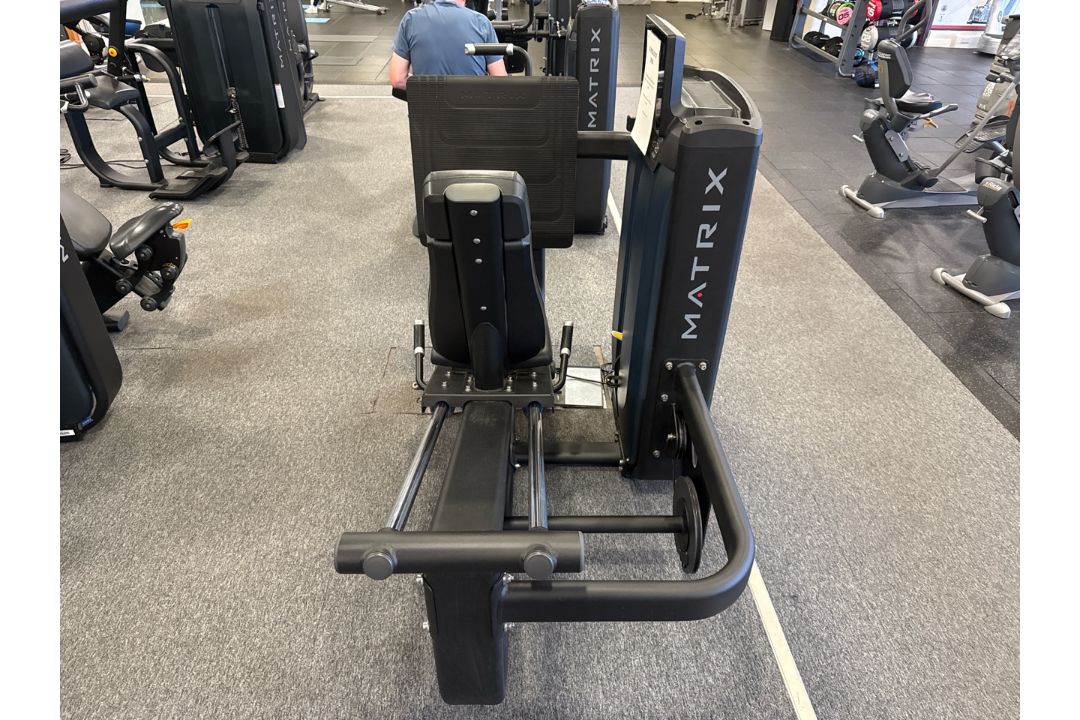 Matrix Ultra Series Leg Press With ITC - Image 12 of 12