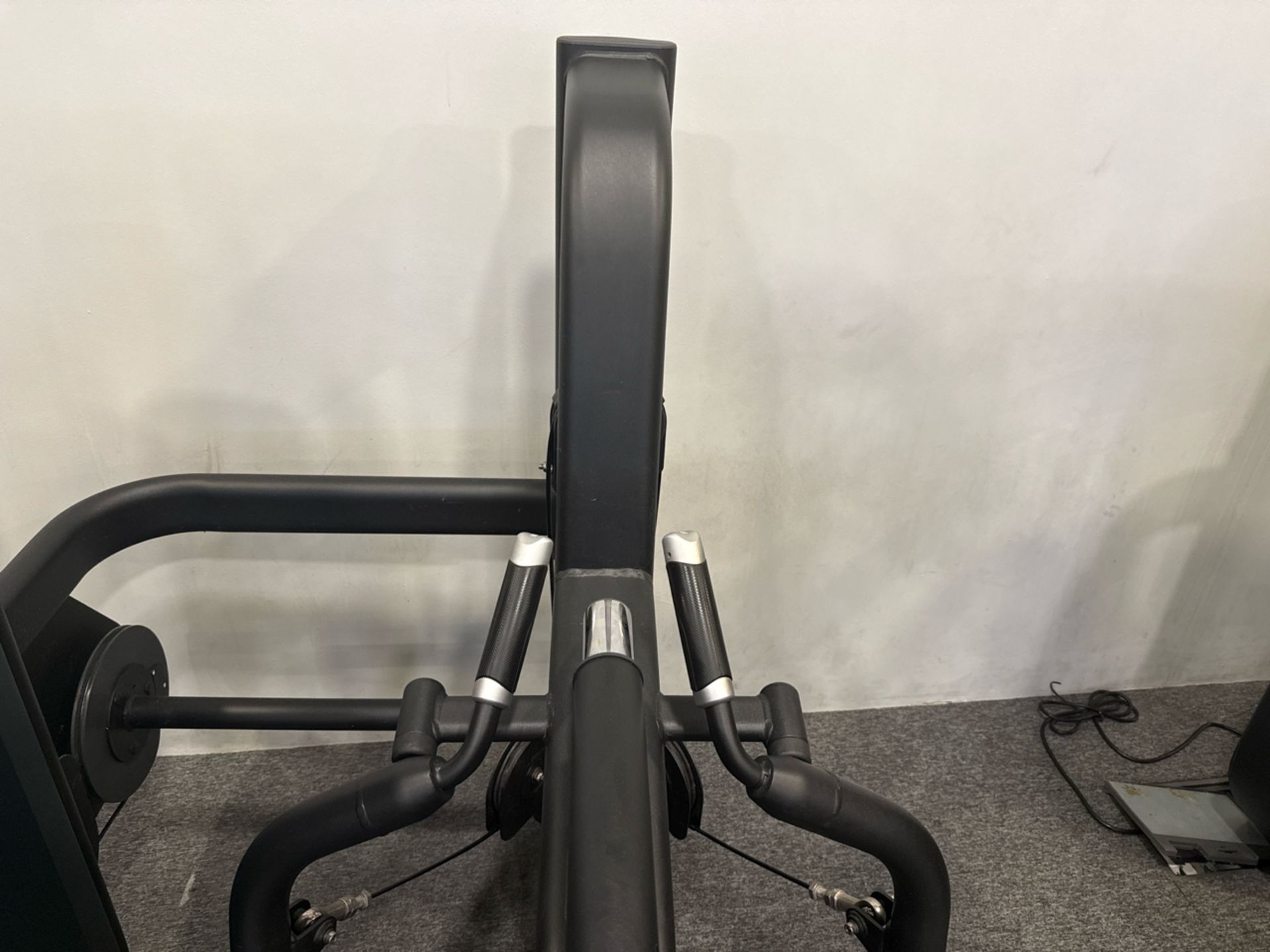 Matrix Ultra Series Seated Row With ITC - Image 4 of 10