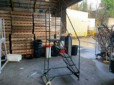 Movable Safety Step Ladder