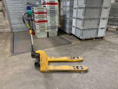 Jungheinrich Pallet Truck 2200kg