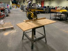 De Walt DW720 Radial Arm Saw