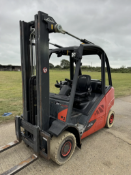 2015, LINDE - H25 Diesel Forklift Truck (triple mast - 8800 hours)