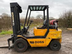 Boss QX30L-5E1 Tonne Gas Forklift Truck, 3.5m Lift, Side Shift, Low 4726 Hours