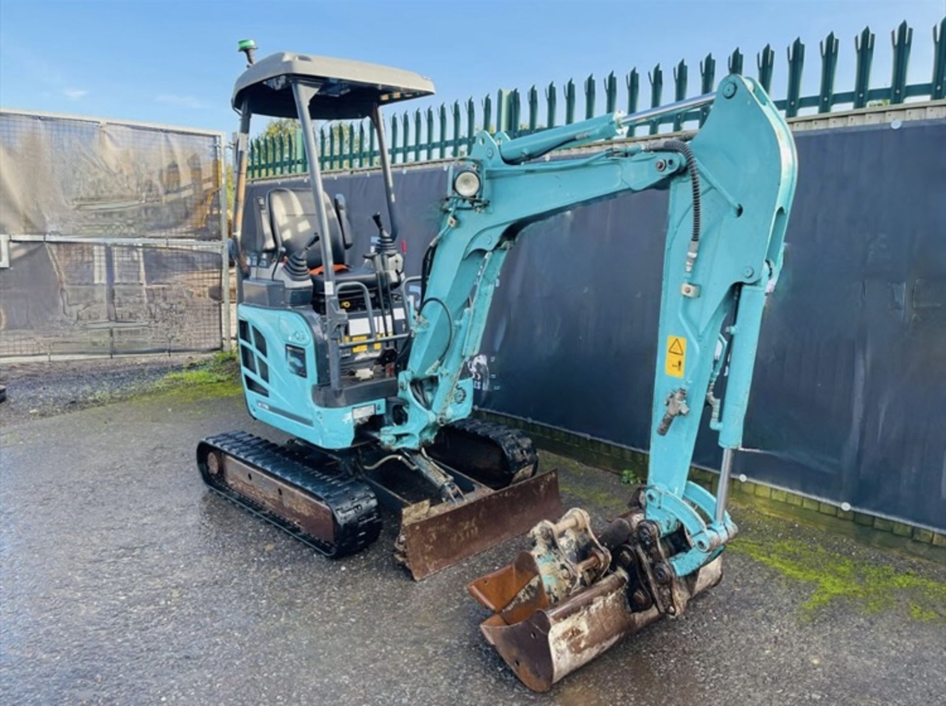 2020, Kobelco SK17SR-3E (2,396 hours) - Image 5 of 15