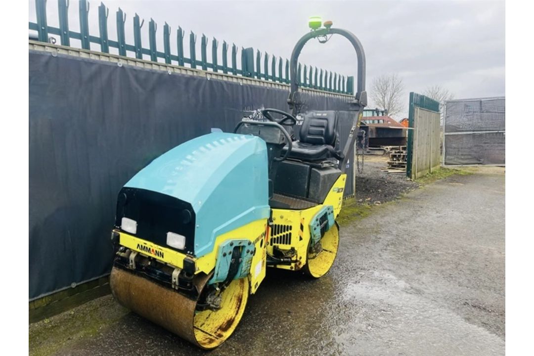 2016 Ammann ARX12 Roller, Only 549 Hours - Image 4 of 12