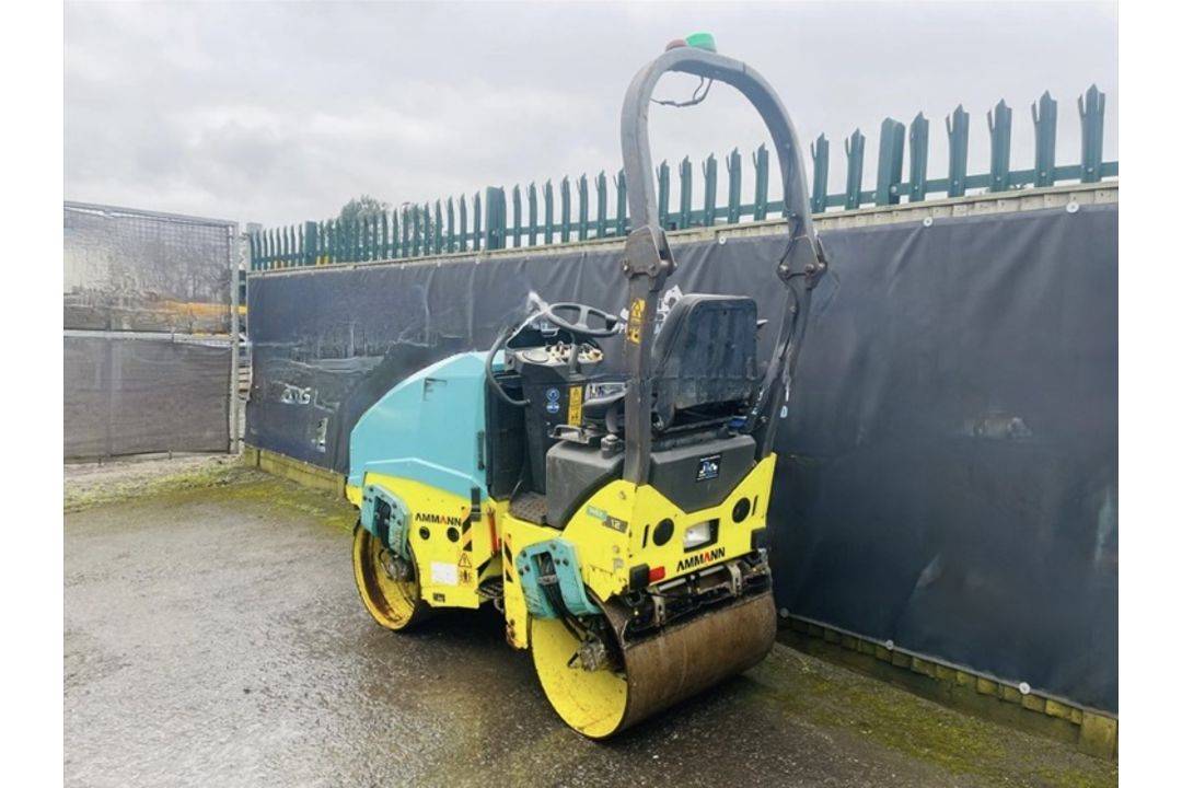 2016 Ammann ARX12 Roller, Only 549 Hours - Image 6 of 12