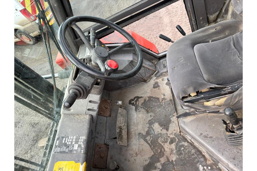 Manitou 5 Tonne 2WD Rough Terrain Forklift, 1999, 9896 Hours - Image 6 of 8
