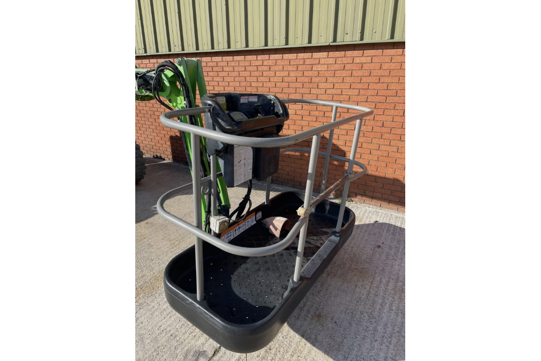 2012, Niftylift HR17 Hybrid 4x4 Access Platform Cherry Picker Nifty (hr28 - hr21) - Image 7 of 12