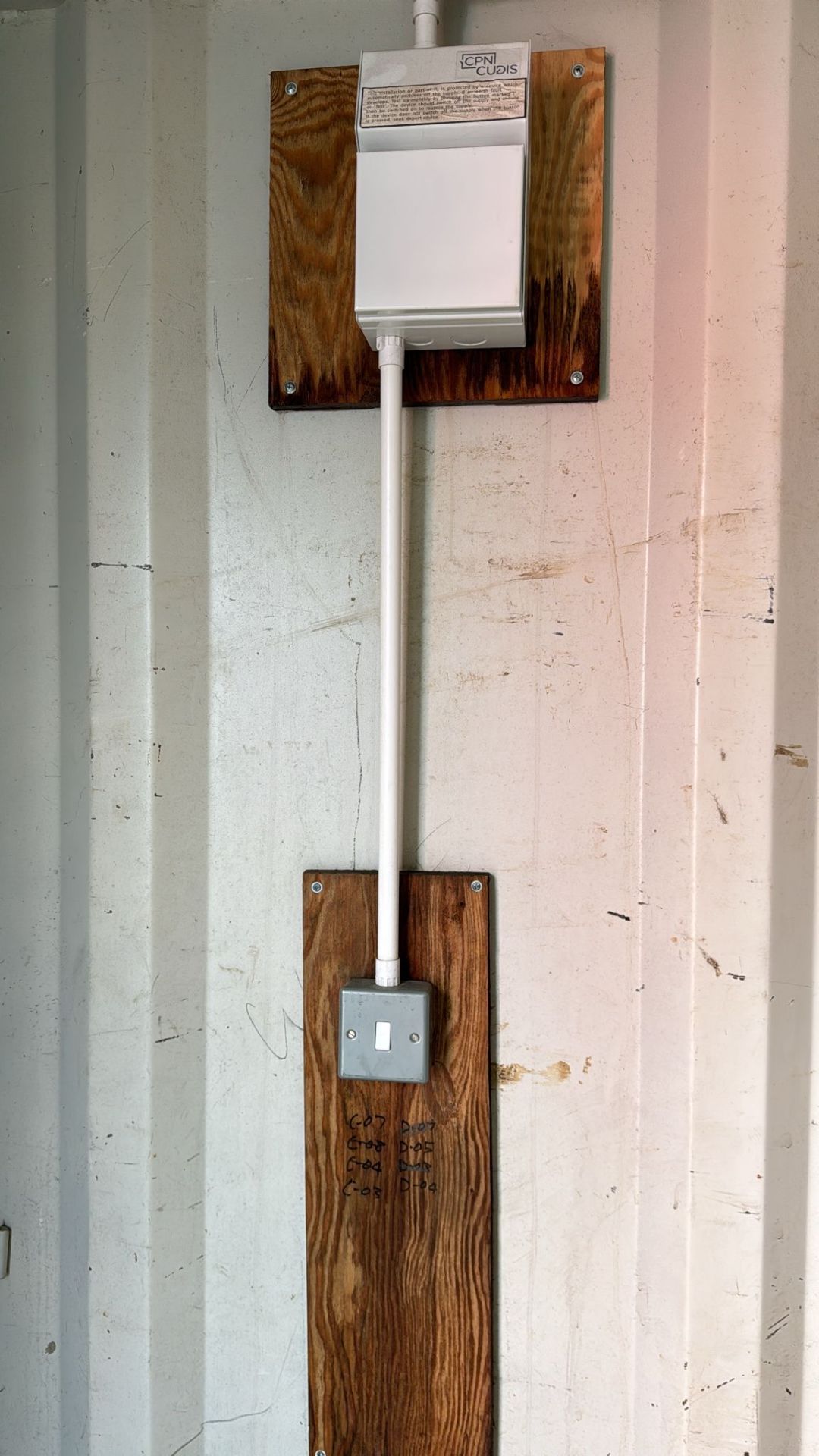 24ft Shipping Container / Site Cabin - Image 8 of 9