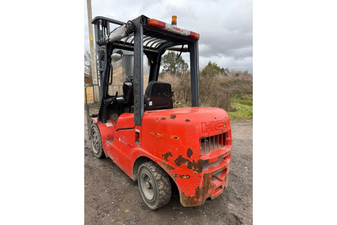 2016 Heli FD30G 3 Tonne Diesel Forklift, 4 Metre Lift, AMAZING LOW 1369 HOURS - Image 3 of 8