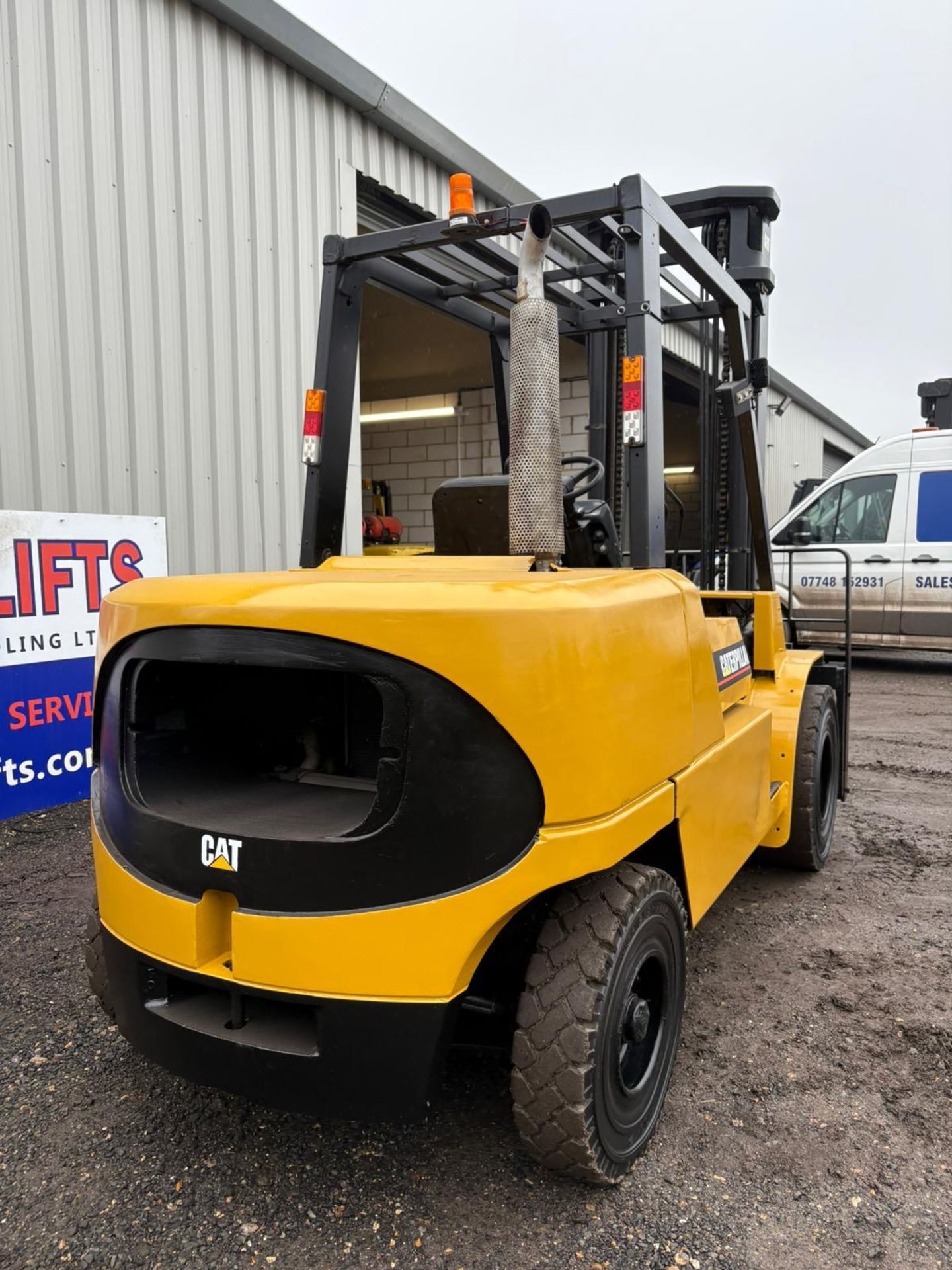 2006 Caterpillar DP50K 5 Tonne Diesel Forklift, 4 Metre Lift, Low 4561 Hours - Image 5 of 6