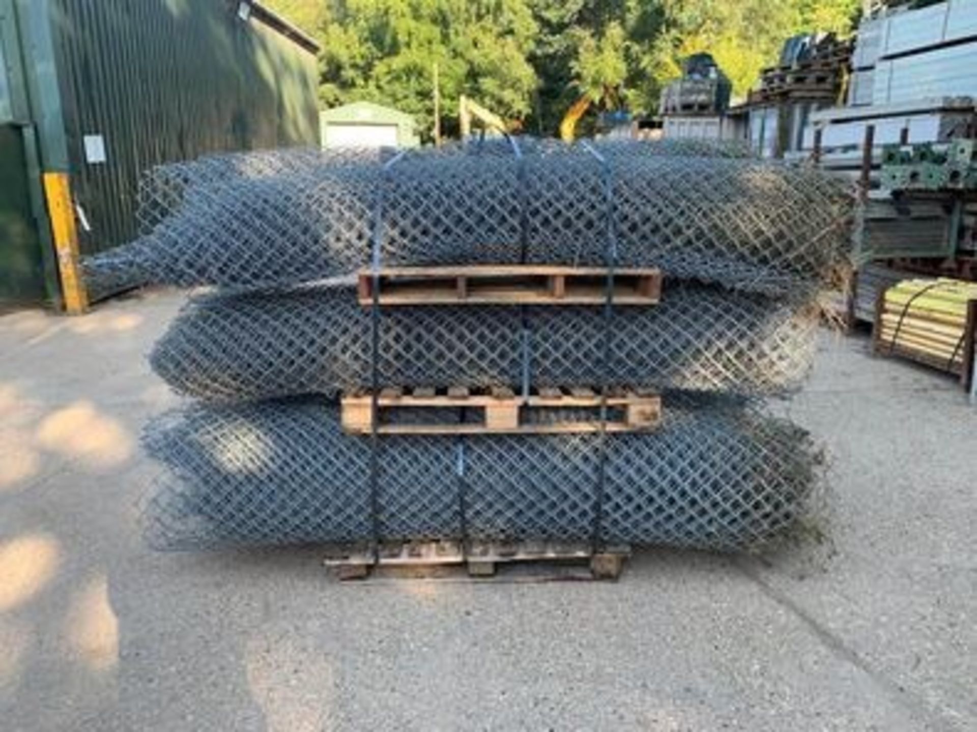 Heavy Duty Galvanised Link Fencing With Posts, Braces & Gates