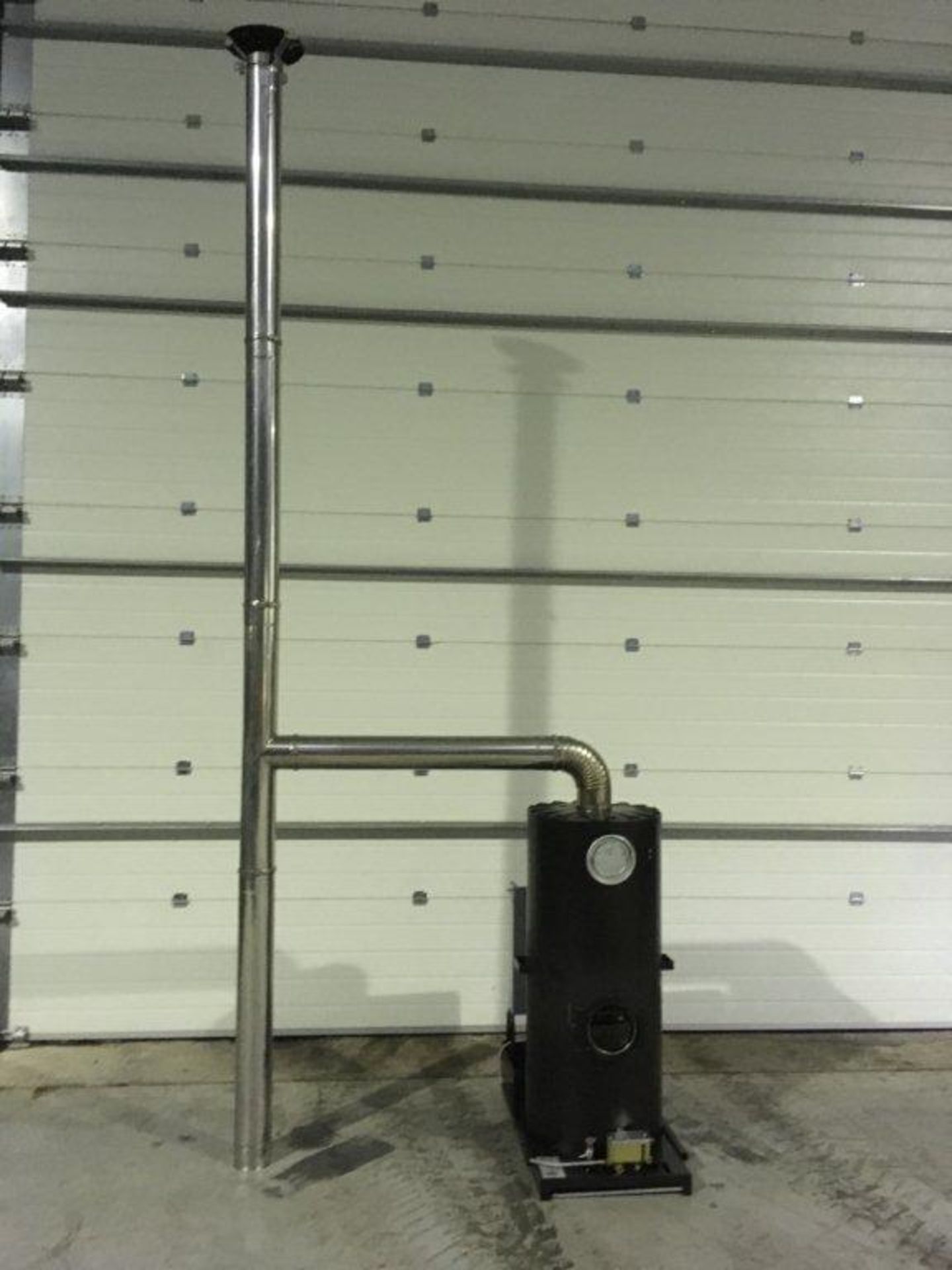 NO RESERVE - UNUSED Multi-Fuel Heater - DEVILLE with Blue Flame Technology - Image 11 of 17
