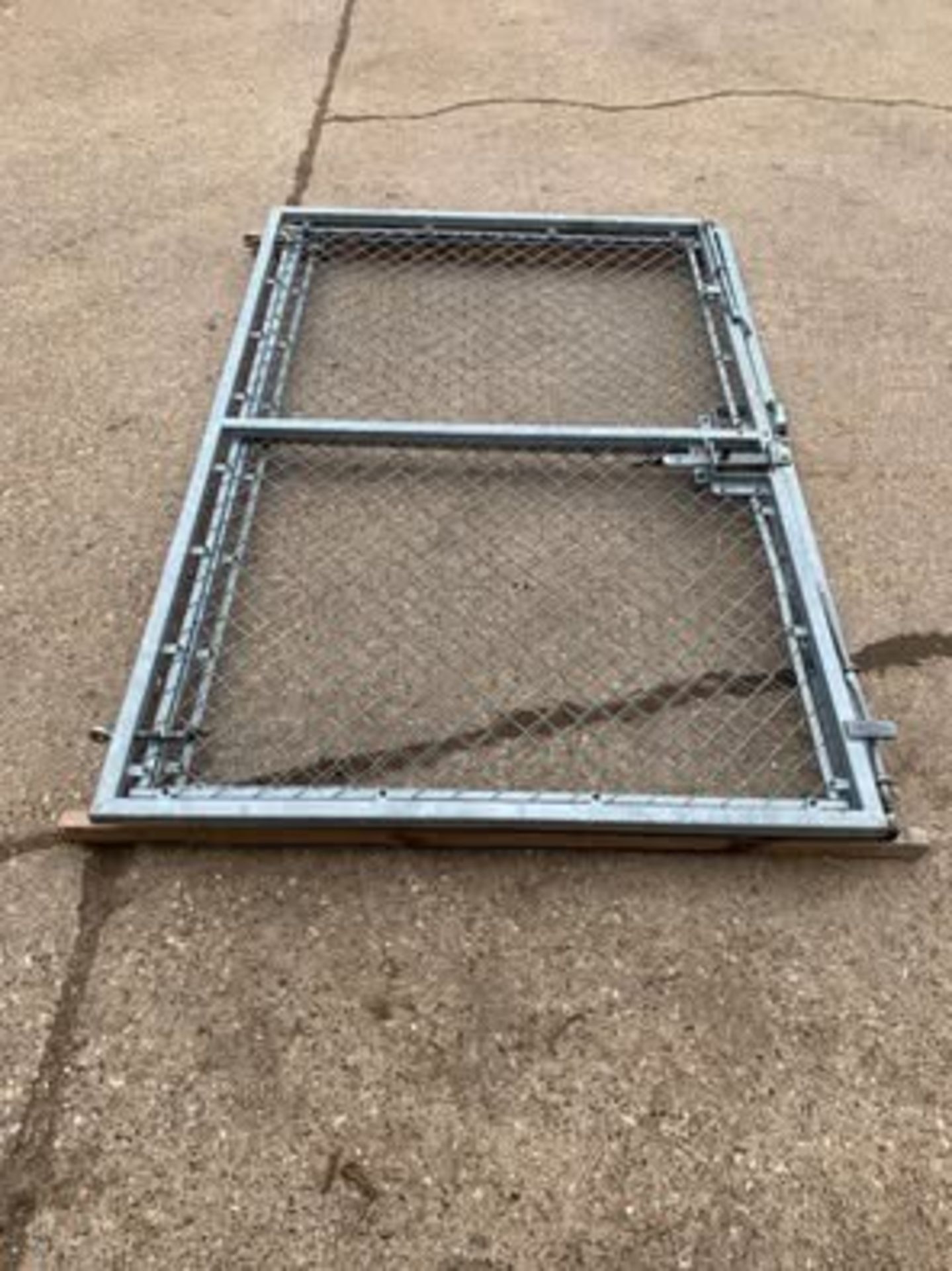 Heavy Duty Galvanised Link Fencing With Posts, Braces & Gates - Image 9 of 10