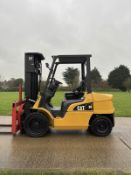 2014, CATERPILLAR Diesel (9500 hours) 3 Ton Lift Capacity