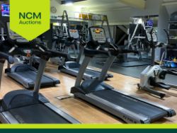 Contents Of Everlast Colchester Gym, Due to Upgrade - NO RESERVE- To Incl Pin/Plate Loaded Machines, Treadmills, Rowers,Weights, Plates & More