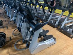 True Fitness Cross Trainer