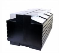 HOF Acc Tank With Drawers x2