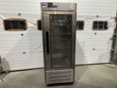 NO RESERVE Williams HJ1U Tall Fridge