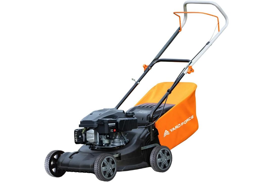 Yardforce GM R40 Petrol Lawnmower- No Reserve - Image 1 of 11