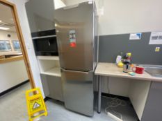Hotpoint Fridge Freezer Ultima FF187M *No Reserve*