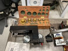 Measuring Table, No Reserve