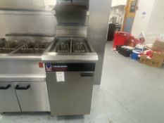 Blue Seal Vee Ray GT46 Deep Fryer, No Reserve