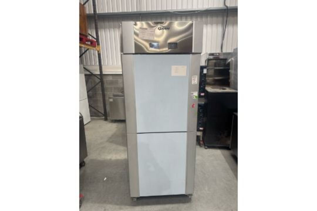 Gram Combi Twin KK82 CCG C1 Combi Fridge - Image 2 of 7