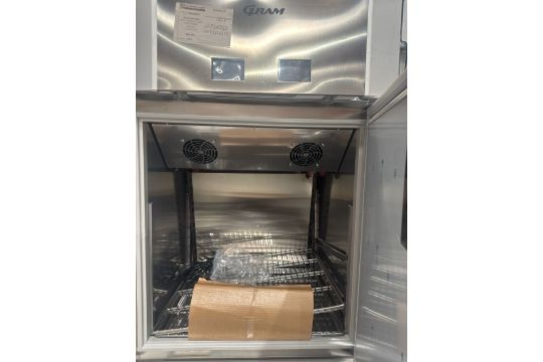 Gram Combi Twin KK82 CCG C1 Combi Fridge - Image 4 of 7