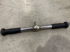 Straight Handle Curl Bar With Grips