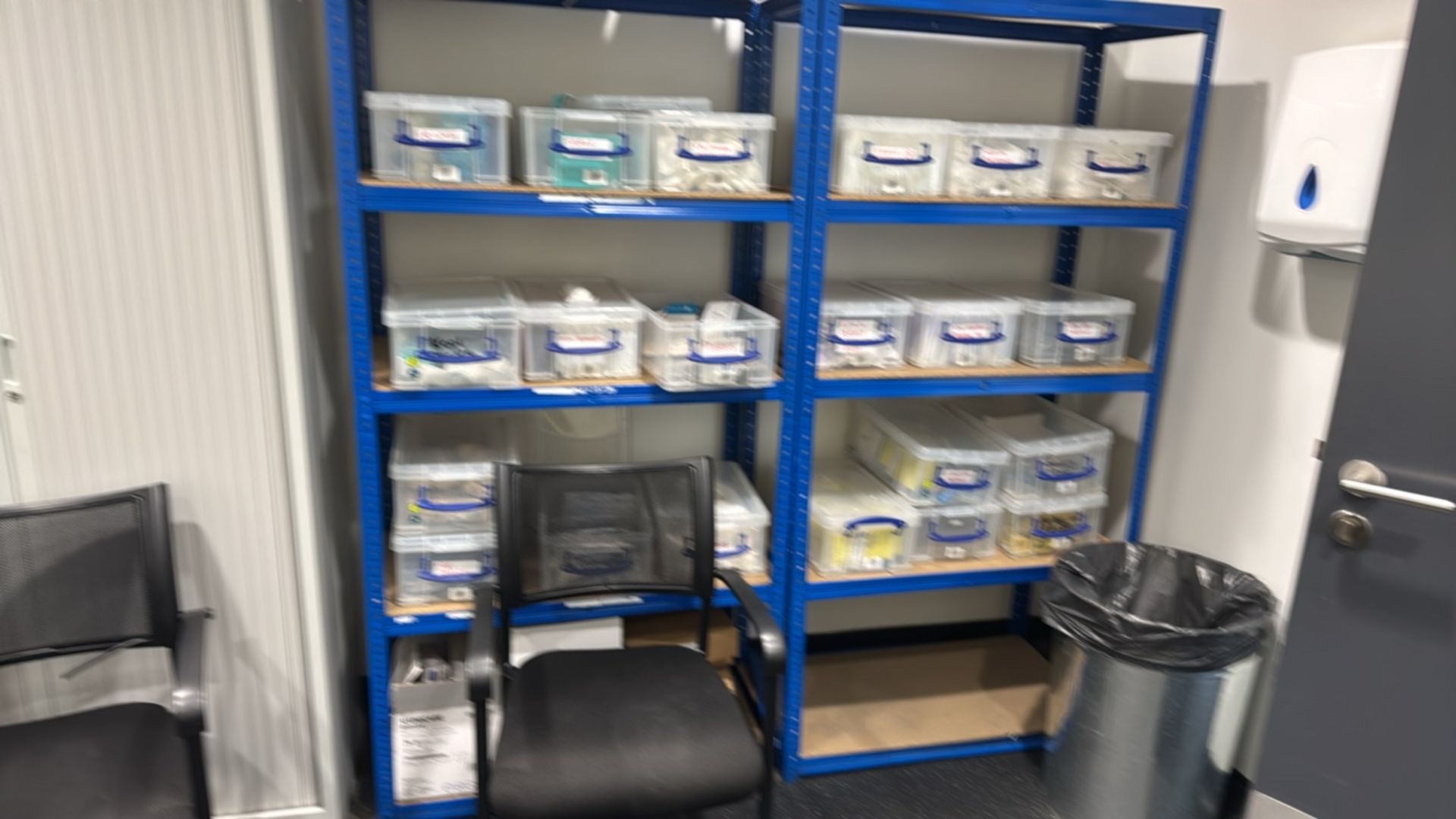 Contents of First Aid Room - Image 7 of 9