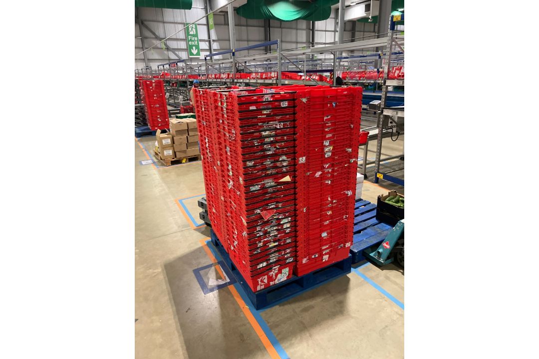 Red Bale Arm Crate x150 - Image 1 of 2