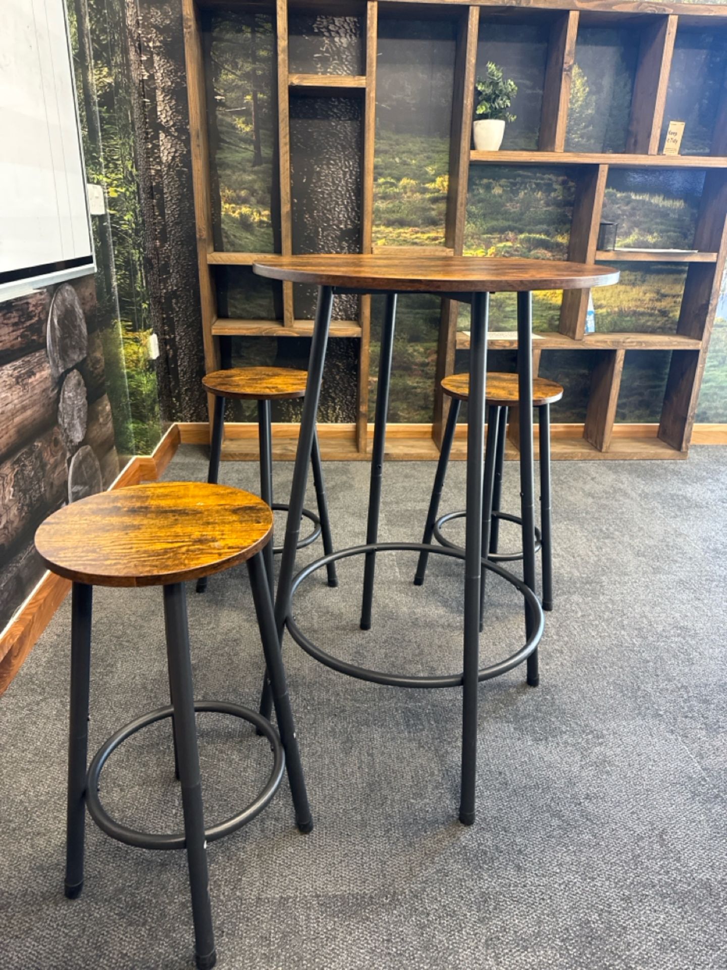 Dark wood Poseur Table and 3 Stools - Image 4 of 4