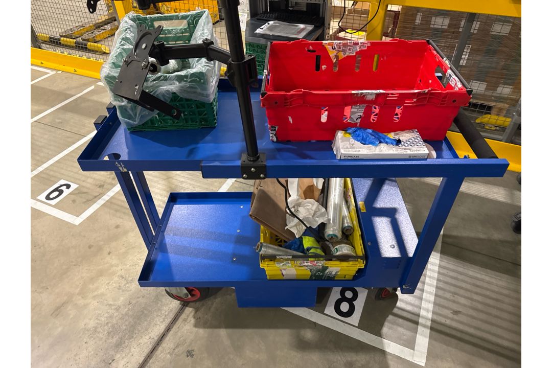 Metal Mobile Work Station - Image 4 of 5