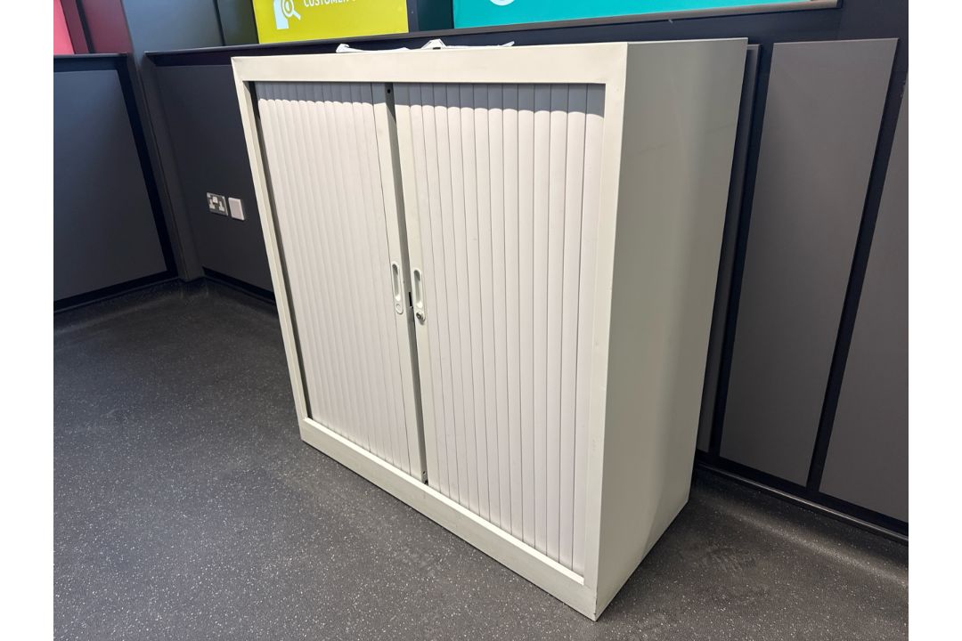 Grey Tambour Unit - Image 2 of 5