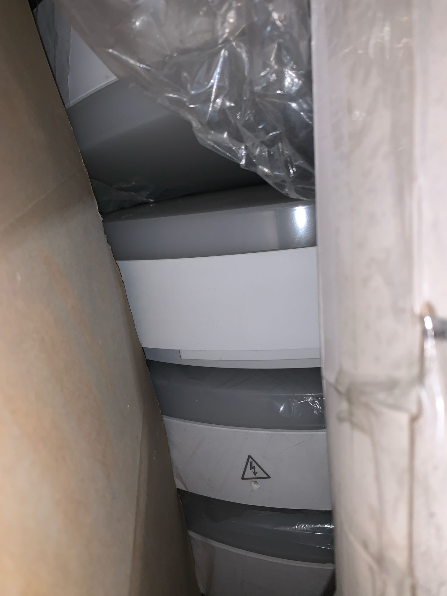 Box Of 5 Surface Mounted Circular LED Luminaire - Image 4 of 4