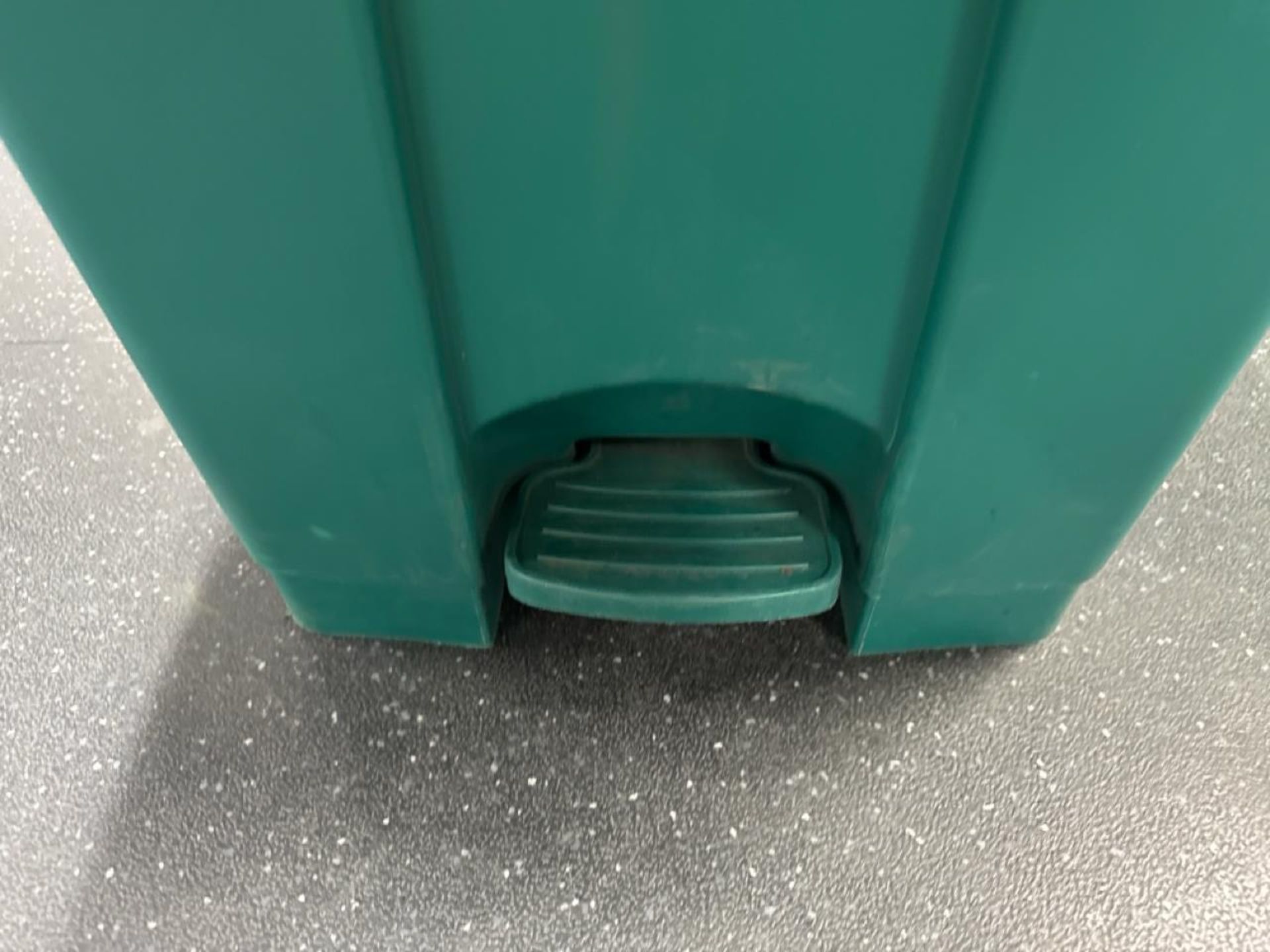 Green Plastic Bins x4 - Image 6 of 6