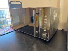 Russell Hobbs 20L Digital Microwave